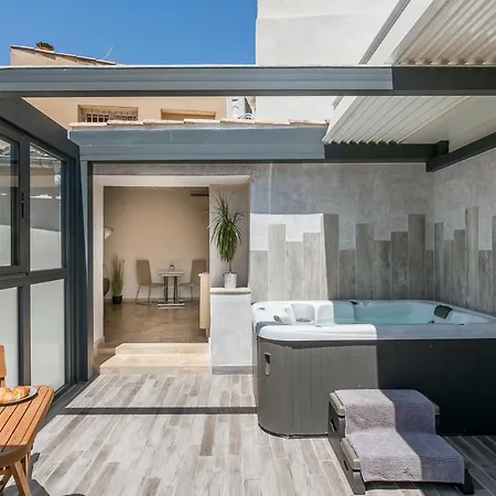 Nuit Etoilee Apartment